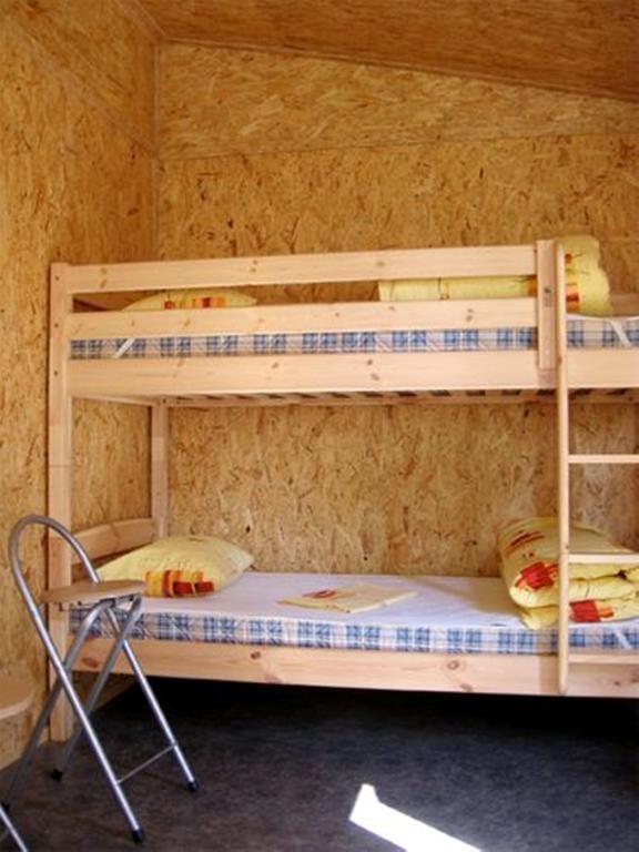 Kempings Stieres Un Majas Virtuve Upesgriva Quarto foto